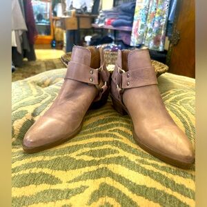 Ray Harness Back Zip Shootie by Frye